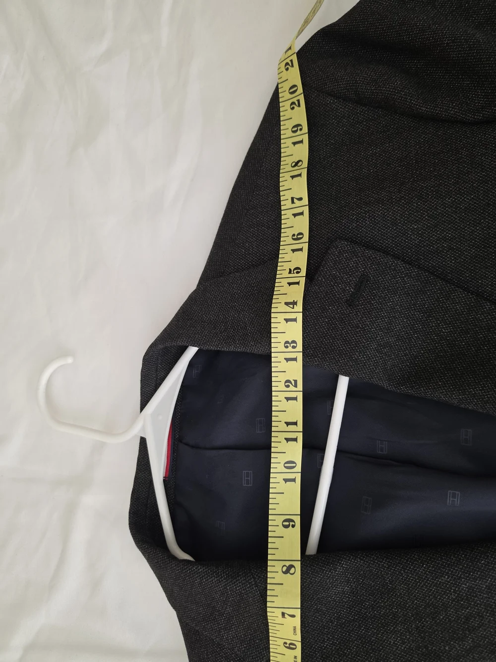 Tommy Hilfiger Charcoal Gray Two-Button Sport Coat 46R